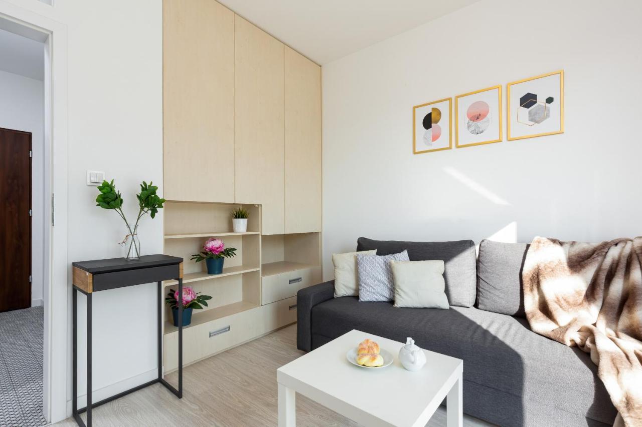 Metro Bielany Apartments By Noclegi Renters Varsó Kültér fotó