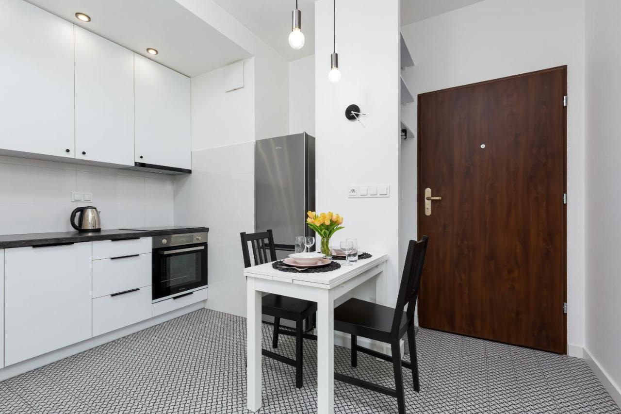 Metro Bielany Apartments By Noclegi Renters Varsó Kültér fotó