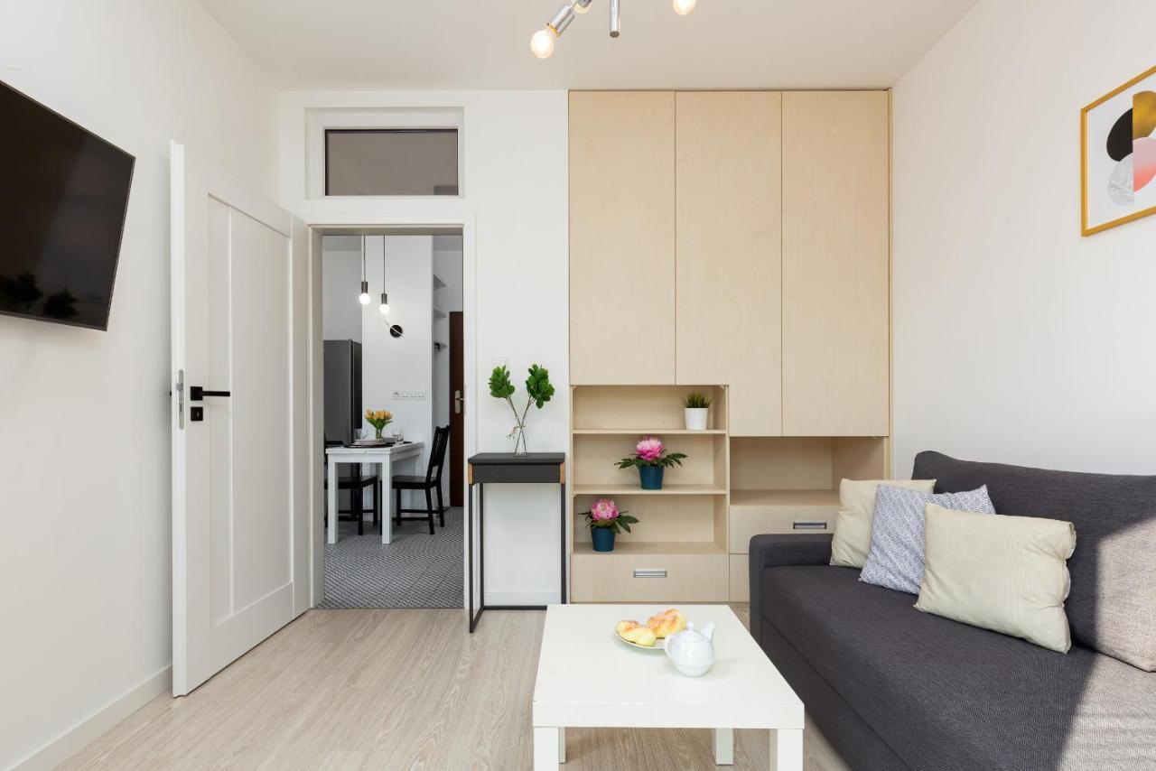 Metro Bielany Apartments By Noclegi Renters Varsó Kültér fotó